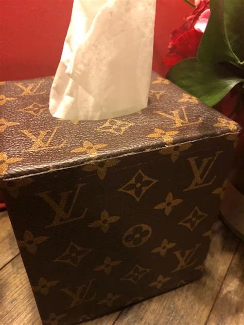 lv tissue box